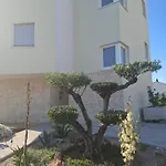 Monami- Mia Vodice