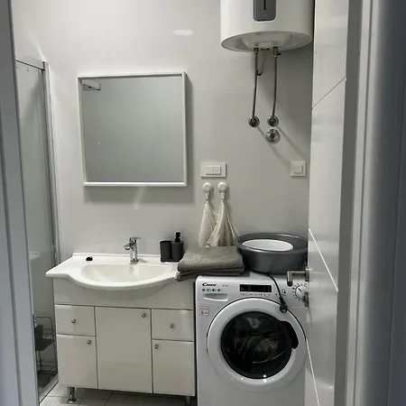 Monami- Mia شقة فوديس