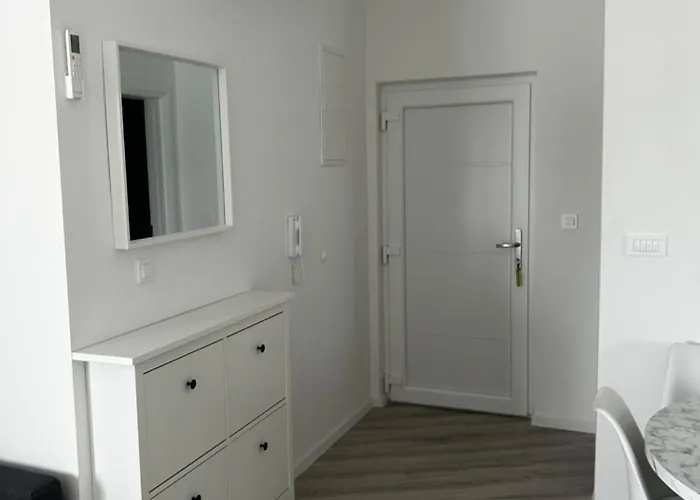 アパート Monami- Mia *