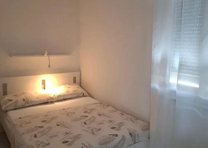 Monami- Mia * Vodice